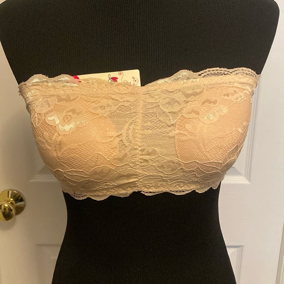 Lace Bandeau Bras 1 Black 1 Beige Strapless Great Under V-Neck Tops Jackets NWT - Picture 1 of 4